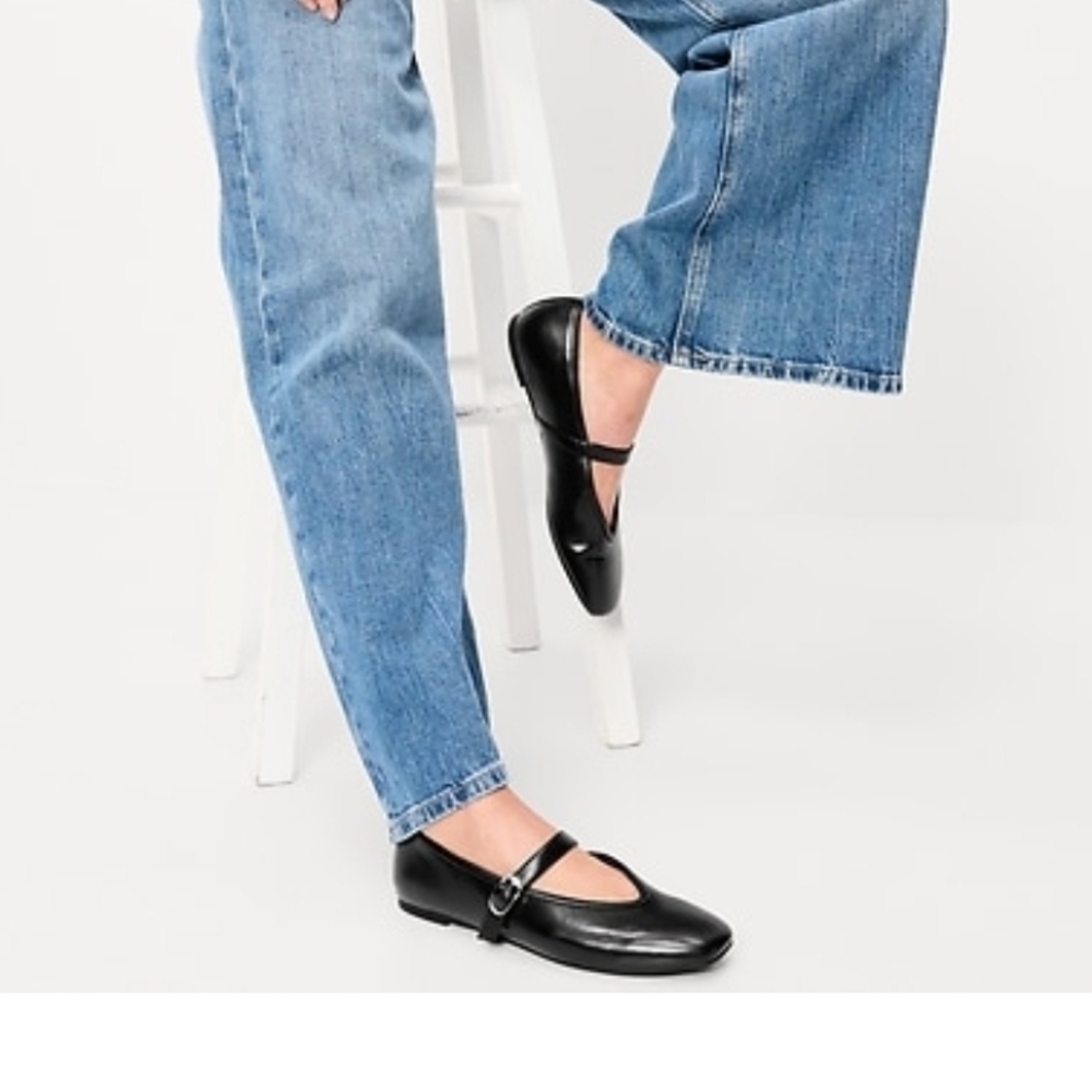 Classic Black Mary Jane Flats - Women's Slip-On Ballet Shoes